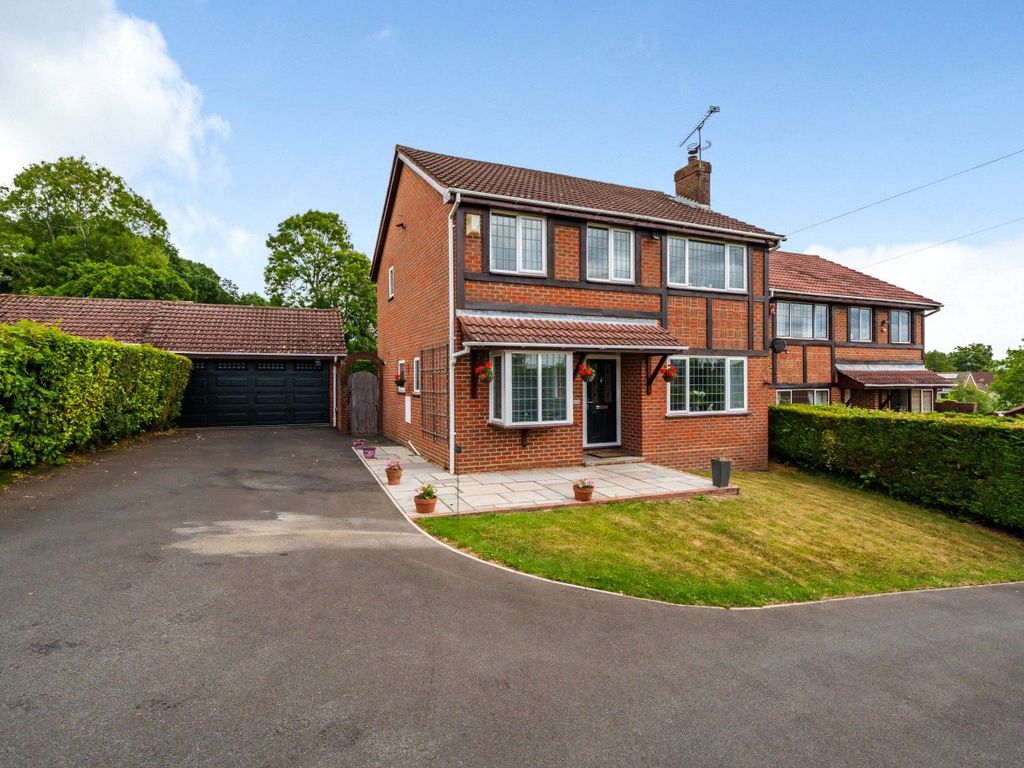4 bed detached house for sale in Upper Hale Road, Farnham, Surrey GU9 Zoopla