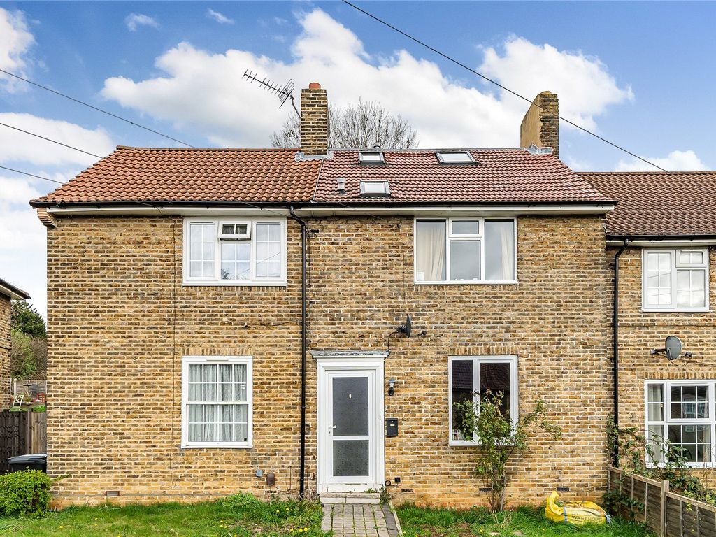 4 bed terraced house for sale in Churchdown, Bromley BR1, £475,000 Zoopla