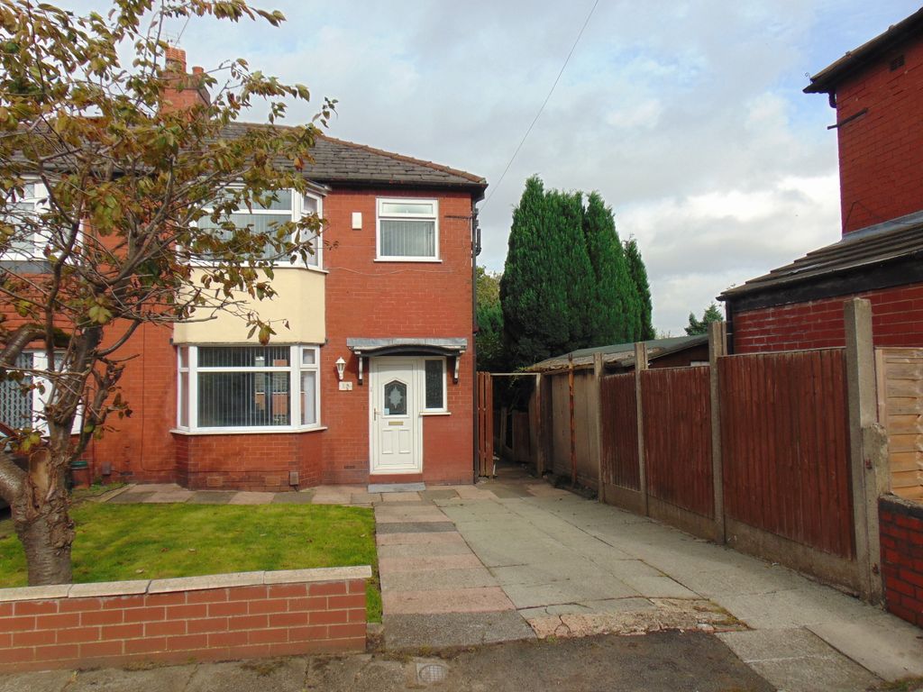 3 bed semidetached house for sale in Limefield Avenue, Bolton BL4, £