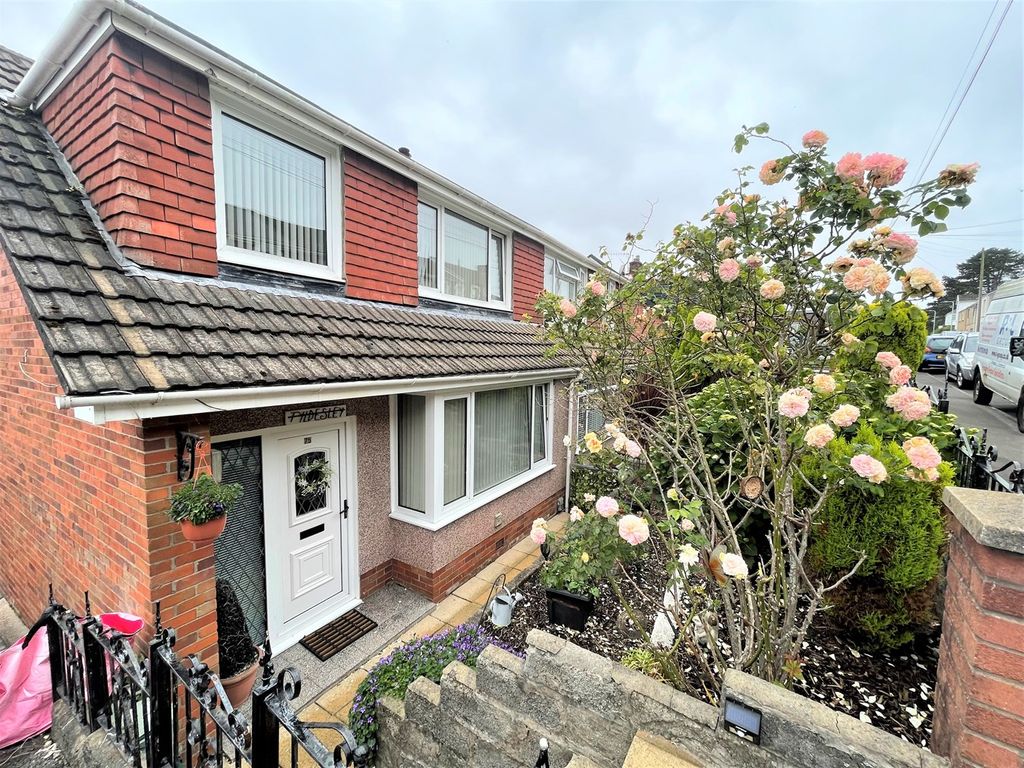 3 bed semidetached house for sale in Bryn Street, Brynhyfryd, Swansea