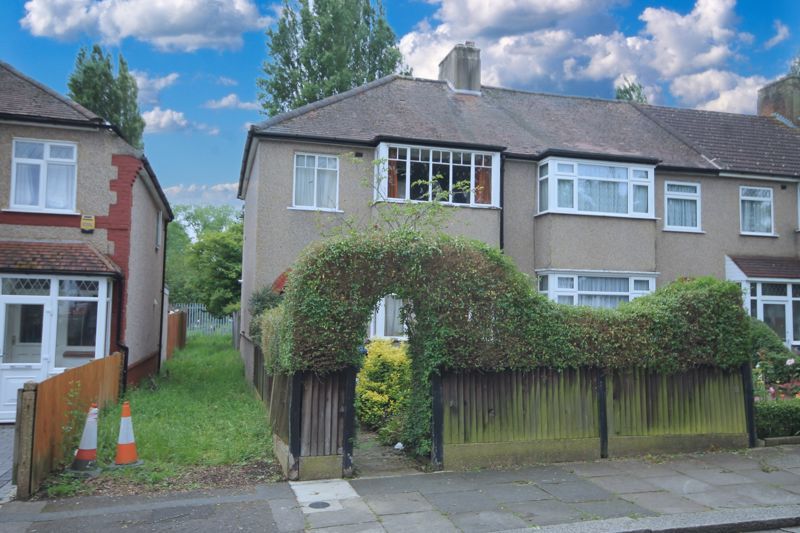 3 bed terraced house for sale in Portland Crescent, Greenford UB6, £550,000 Zoopla