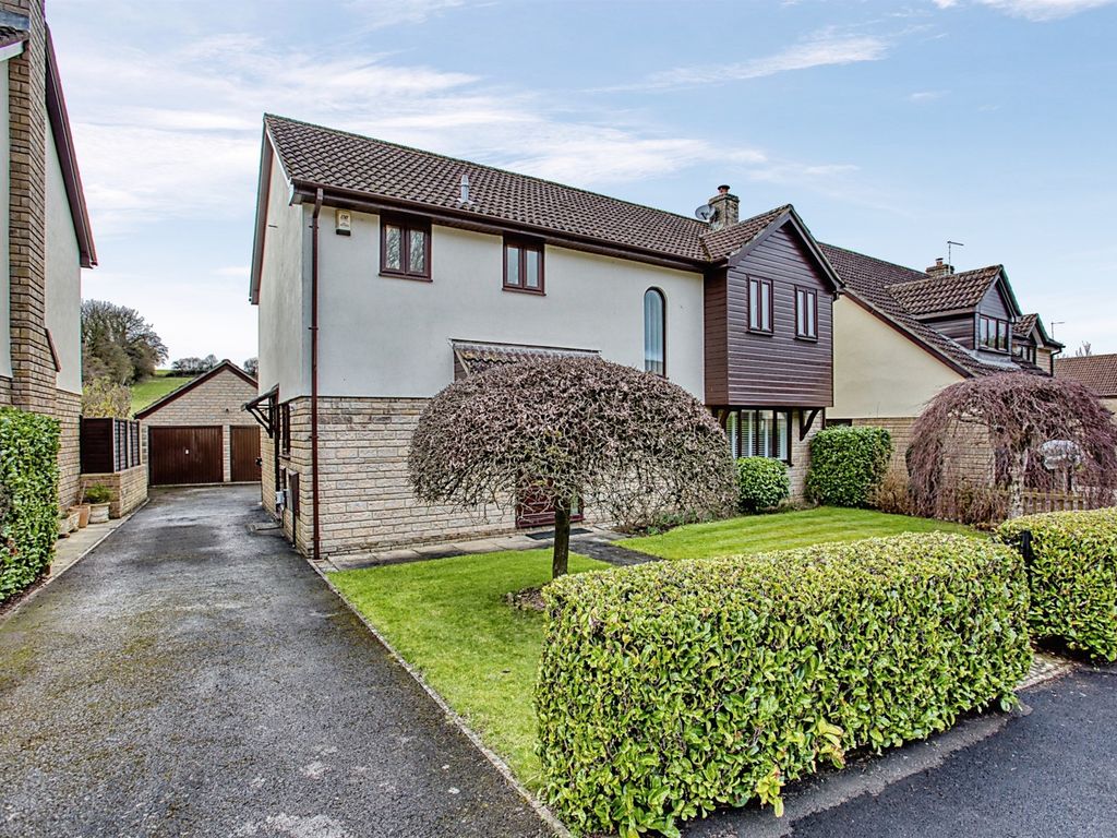 4 bed detached house for sale in Redgate Park, Crewkerne TA18 Zoopla