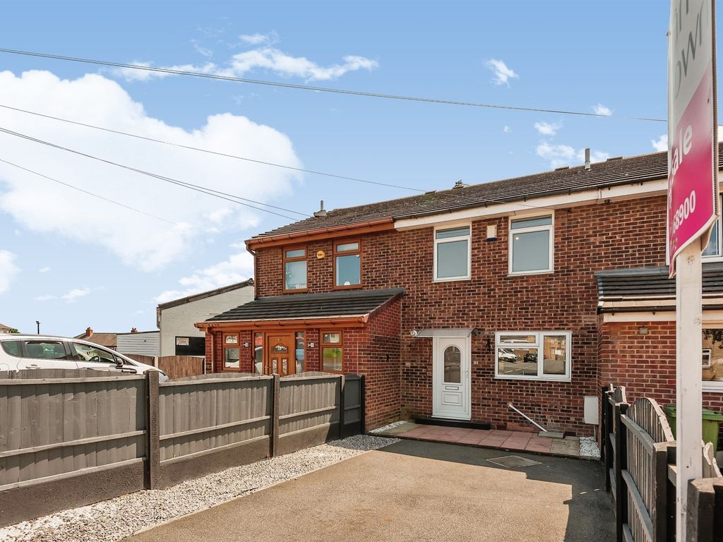 3 bed terraced house for sale in Town Street, Earlsheaton, Dewsbury WF12 Zoopla