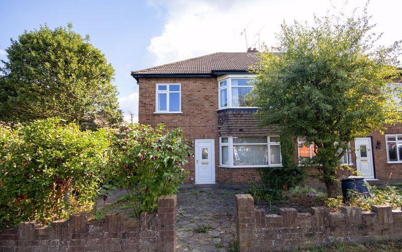 Doddinghurst Road Brentwood CM15