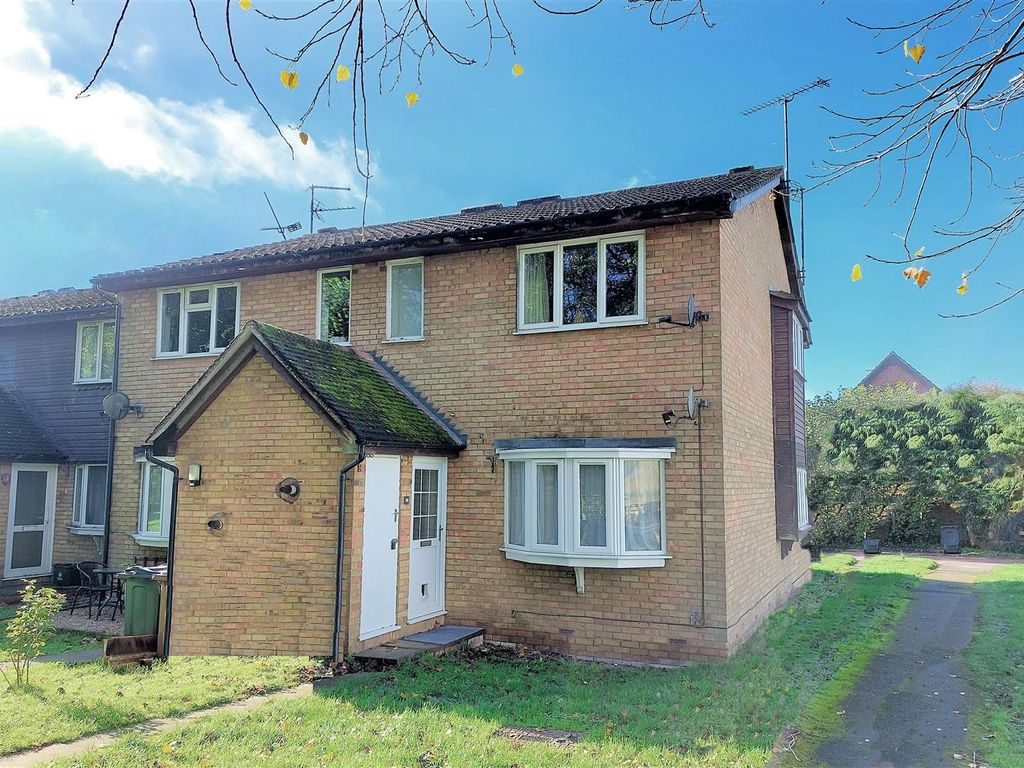 1 bed for sale in Downhall Ley, Buntingford SG9 Zoopla