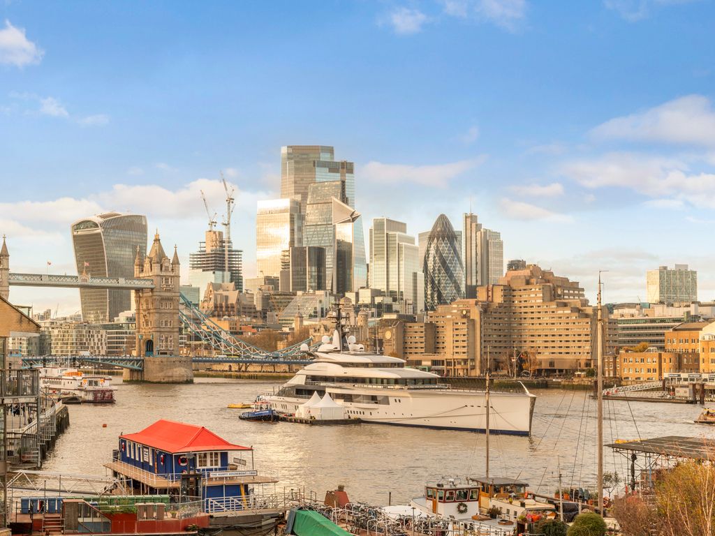 2 bed flat for sale in Providence Square, Shad Thames SE1, £1,000,000