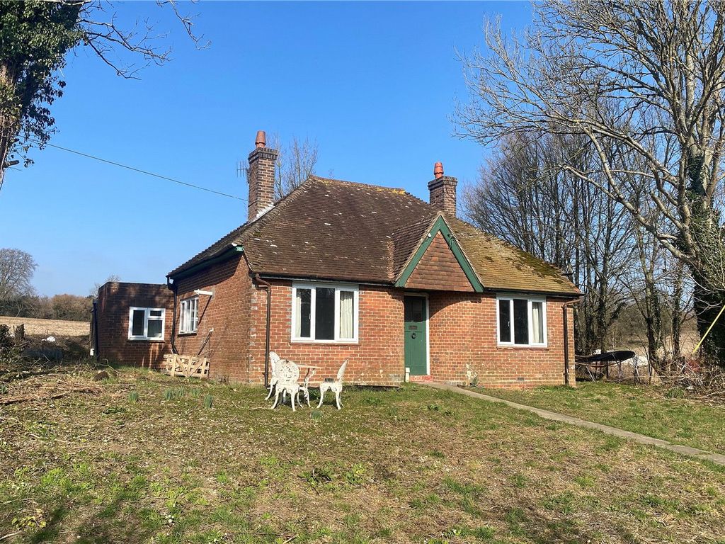 2 bed bungalow to rent in Compton, Chichester, West Sussex PO18 Zoopla