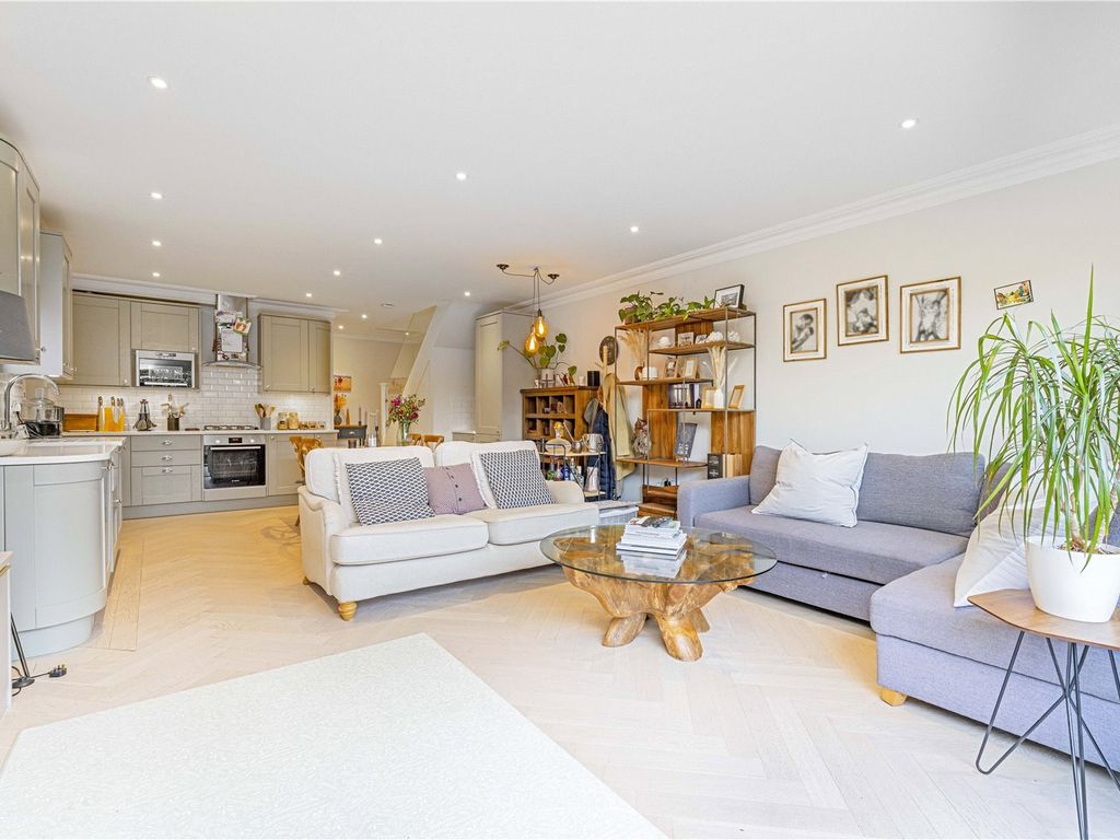 Thames Street Weybridge Surrey KT13  