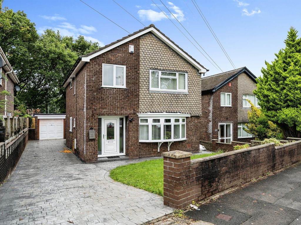 4 bed detached house for sale in Rhodfa Fadog, Cwmrhydyceirw, Swansea