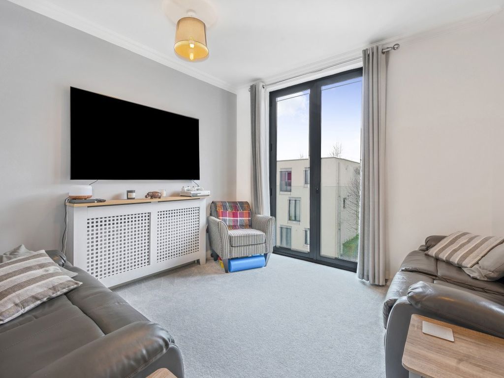 1 bed flat for sale in Greensted Court, Godstone Road, Whyteleafe CR3