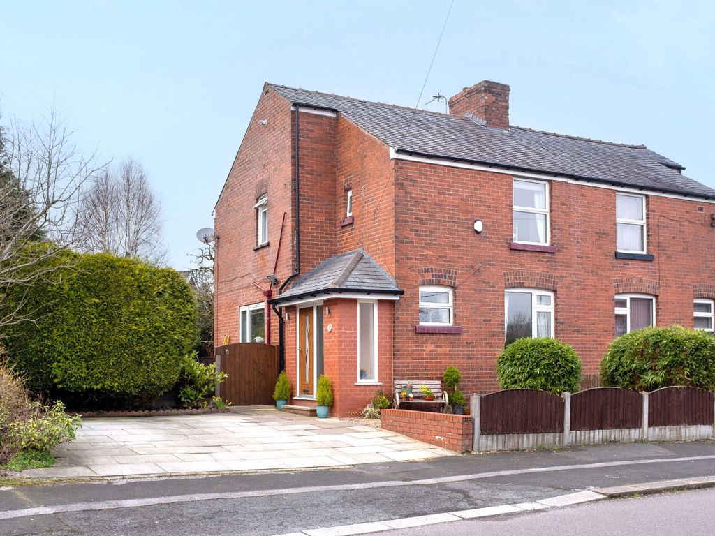 3 bed semidetached house for sale in Oaks Avenue, Bradshaw, Bolton BL2