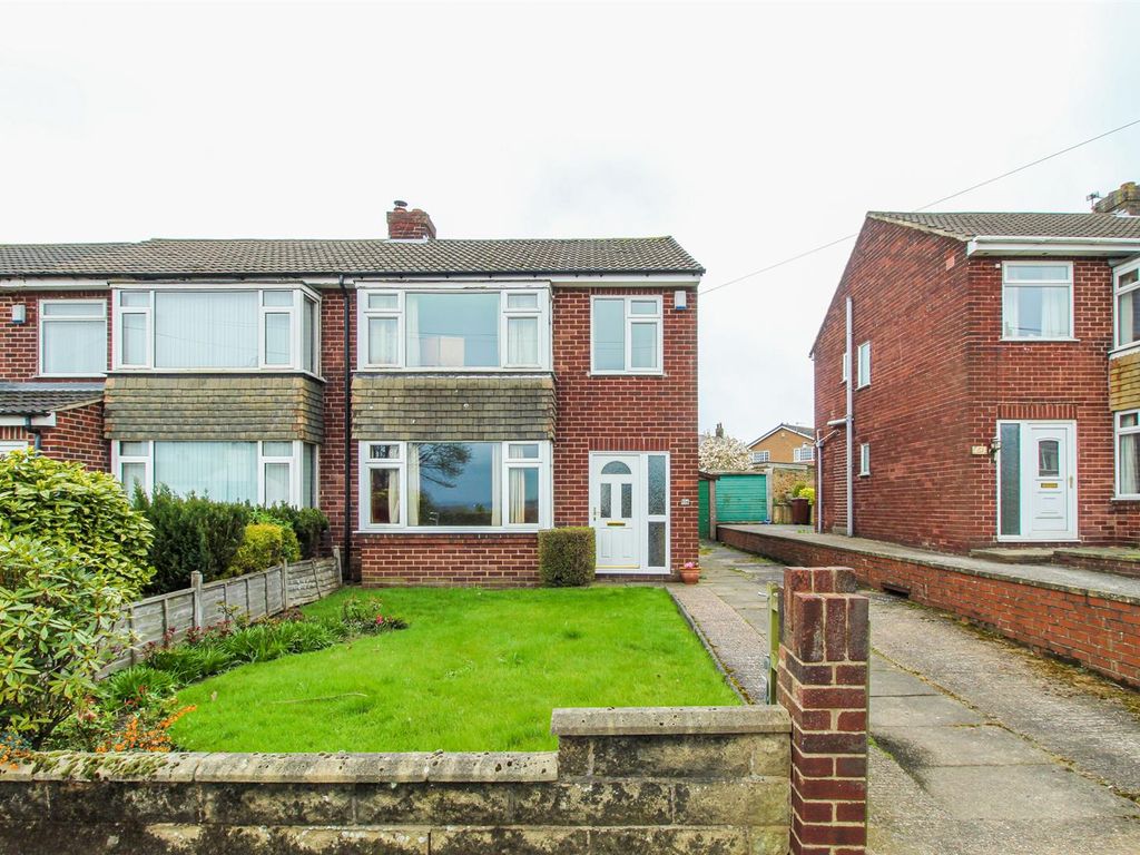 3 bed semidetached house for sale in Old Road, Overton, Wakefield WF4