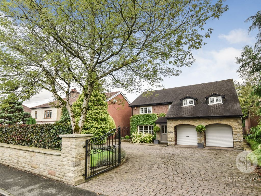 4 bed detached house for sale in Ribchester Road, Wilpshire, Blackburn
