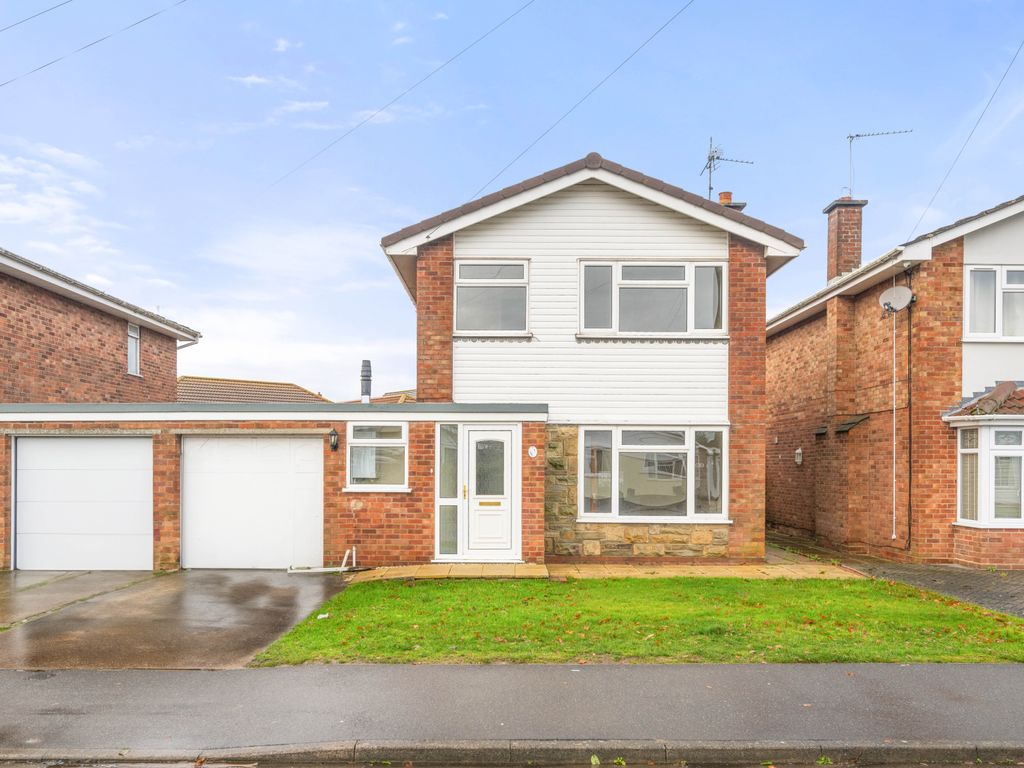 3 bed linkdetached house for sale in Arundel Crescent, Boston PE21, £