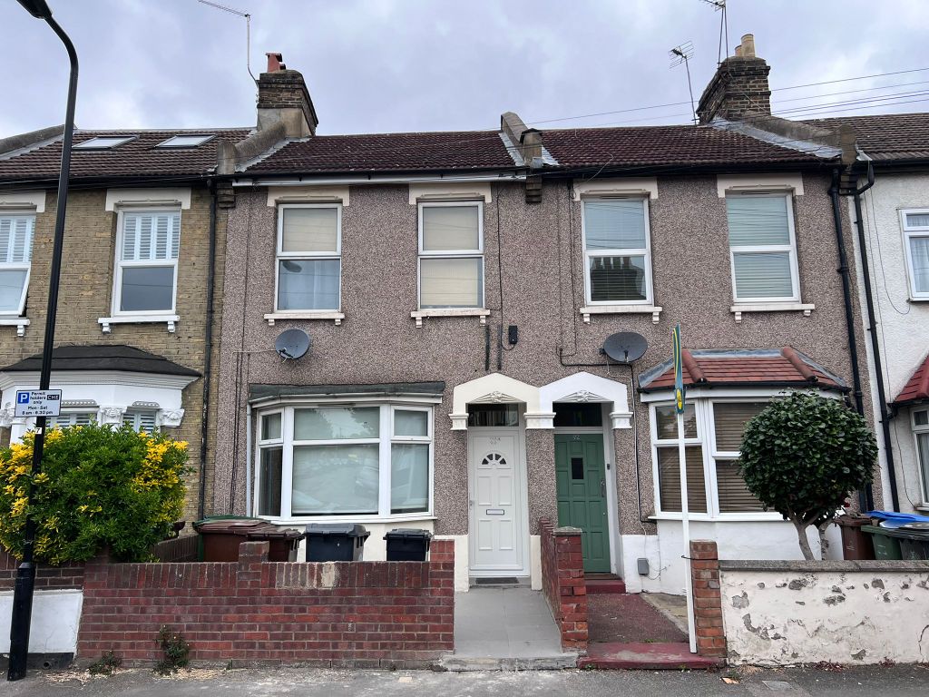 1 bed flat to rent in Napier Road, Leytonstone E11 Zoopla