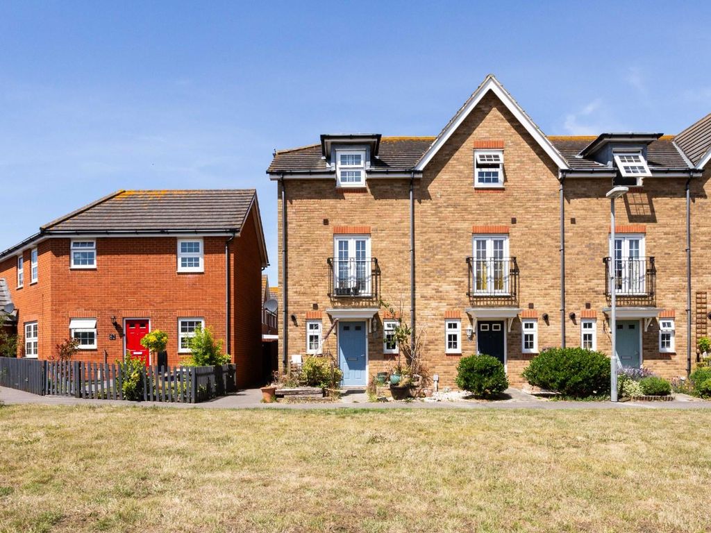 4 bed property for sale in Westview Close, Peacehaven BN10 Zoopla