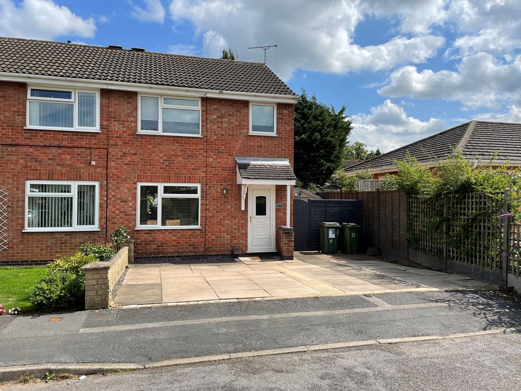 3 bed semidetached house to rent in Newby Close, Whetstone, Leicester LE8 Zoopla