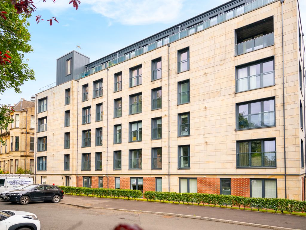 2 bed flat for sale in Broomhill Avenue, Glasgow G11, £235,000 Zoopla
