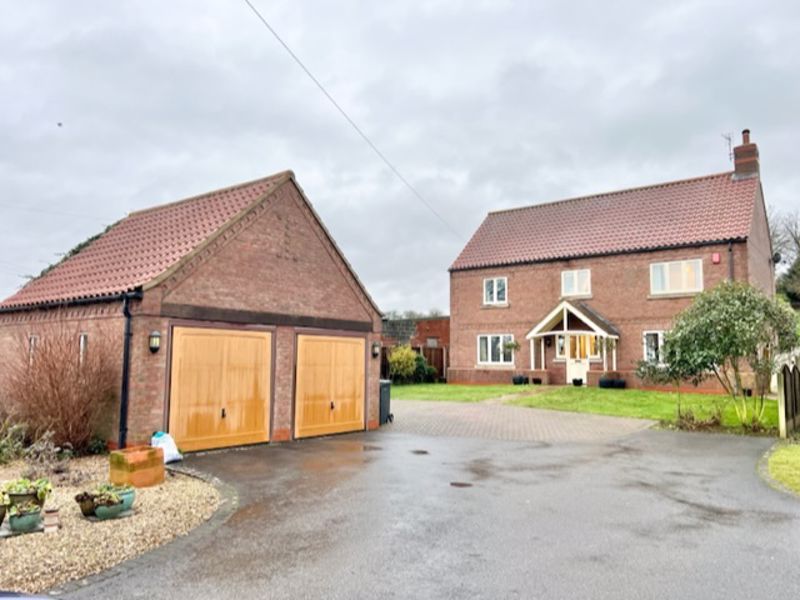 6 bed detached house for sale in Brigg Road, Caistor, Market Rasen LN7