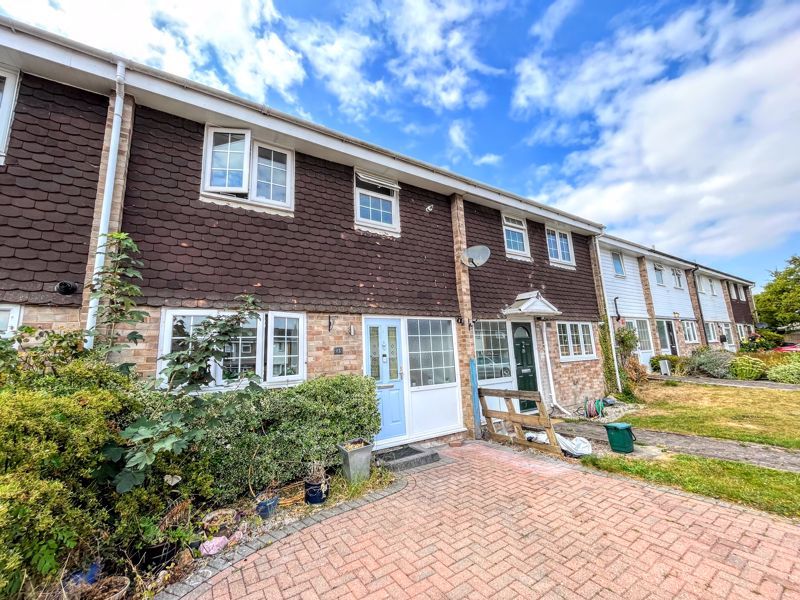 3 bed terraced house to rent in Fairthorn Close, Tring HP23 Zoopla