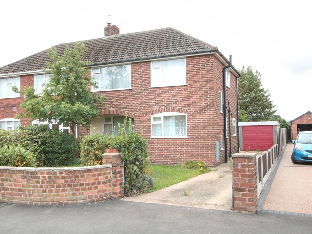 3 bed semidetached house for sale in Church Balk, Edenthorpe
