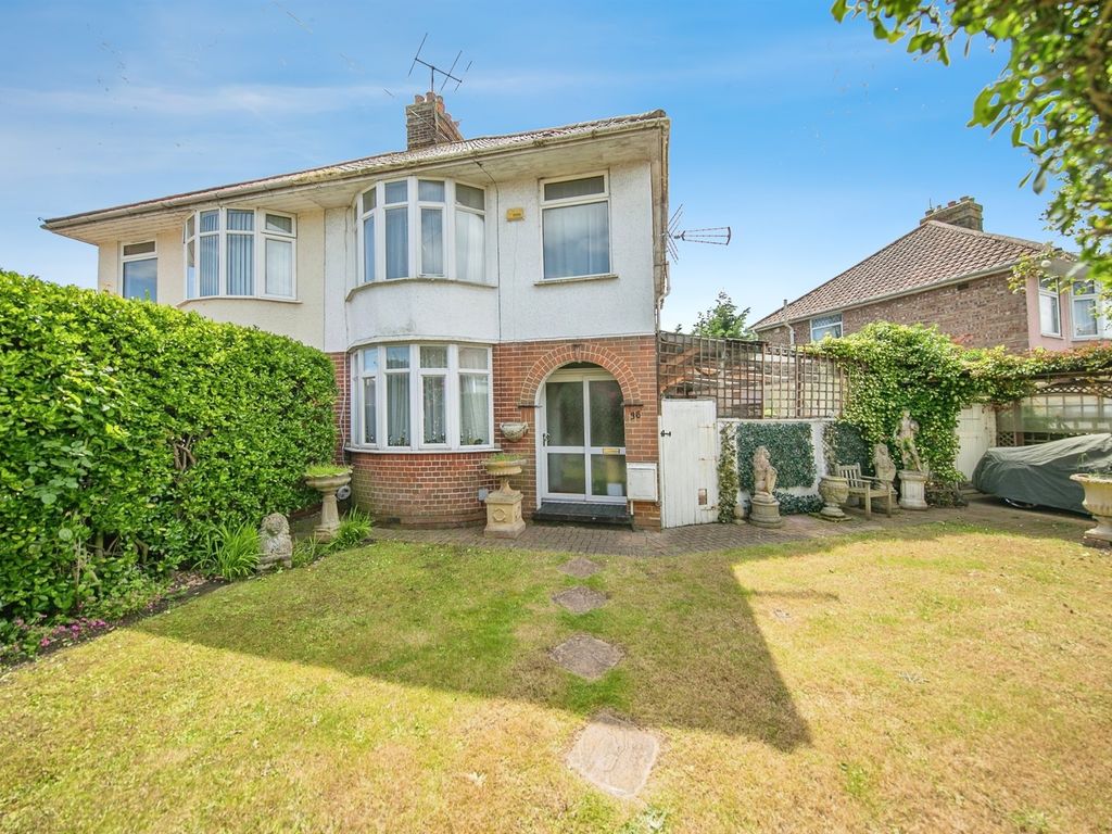 3 bed semidetached house for sale in Mildmay Road, Ipswich IP3, £