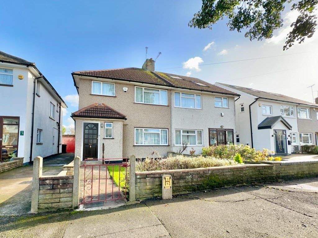 3 bed semidetached house for sale in Kingshill Drive, Harrow HA3, £