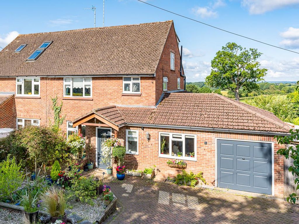 4 bed property for sale in Hogsdell Lane, Hertford Heath, Hertford SG13