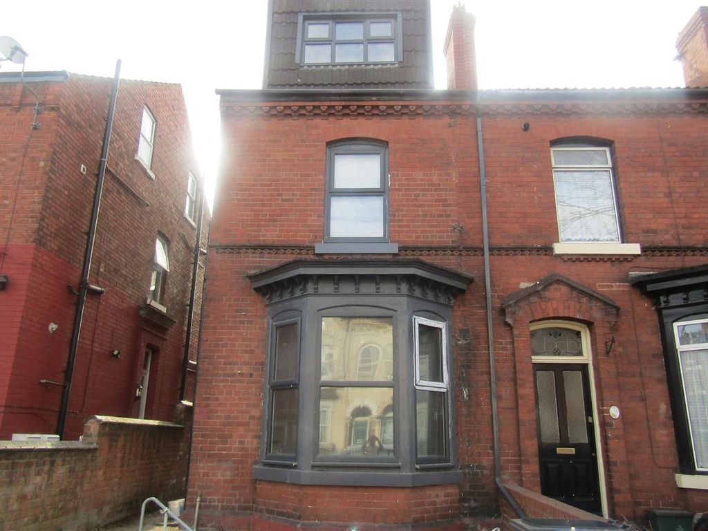 Studio to rent in Kings Rd, Doncaster, Doncaster DN1 Zoopla