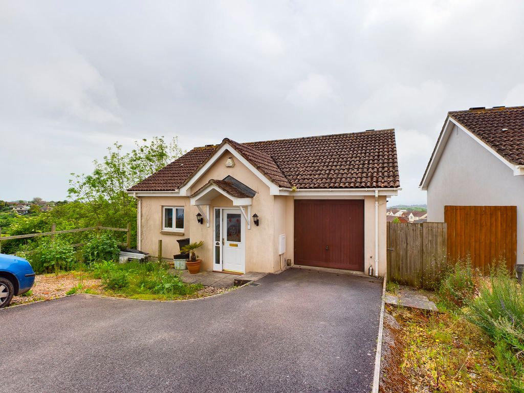 Montserrat Rise, Torquay TQ2  