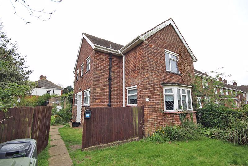 3 bed semidetached house for sale in Laceby Road, Grimsby DN34 Zoopla