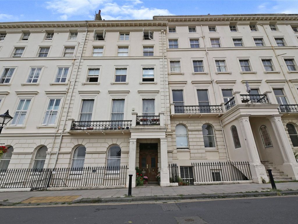 4 bed flat for sale in Adelaide Crescent, Hove BN3 Zoopla