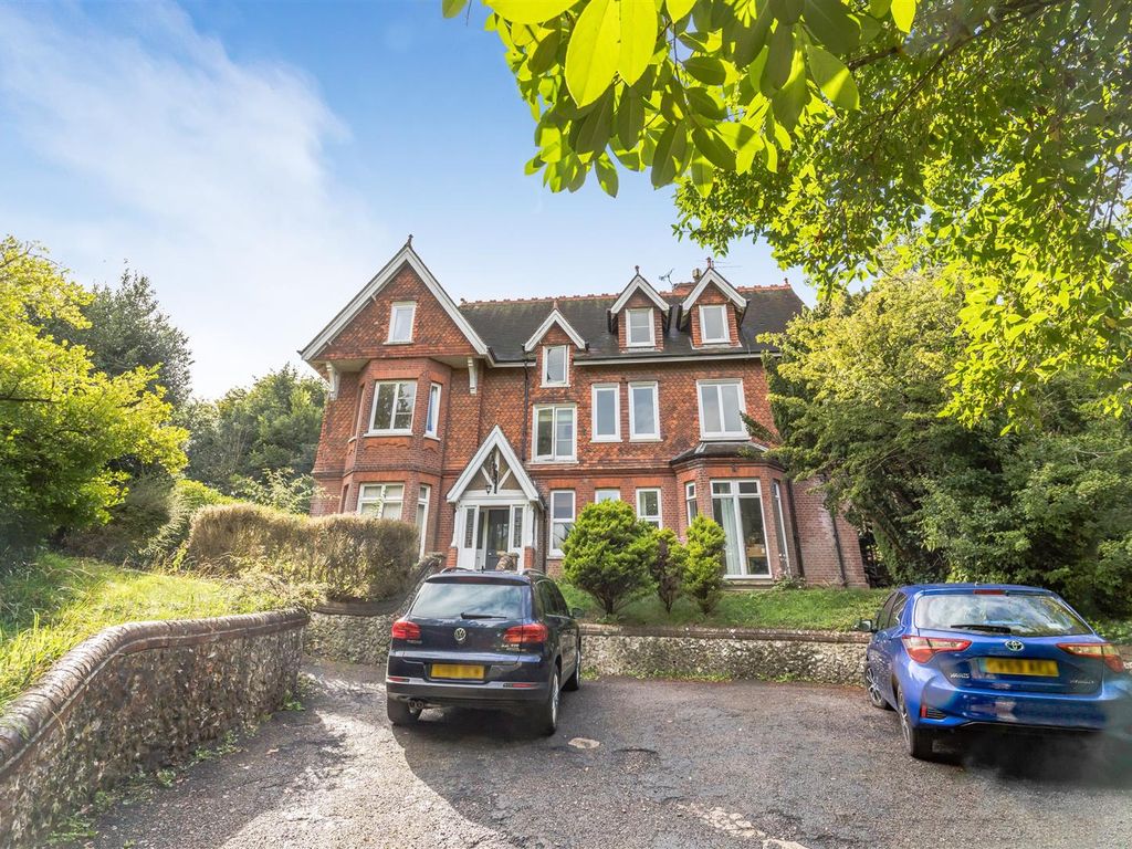 2 bed flat for sale in King Henrys Road, Lewes BN7 Zoopla