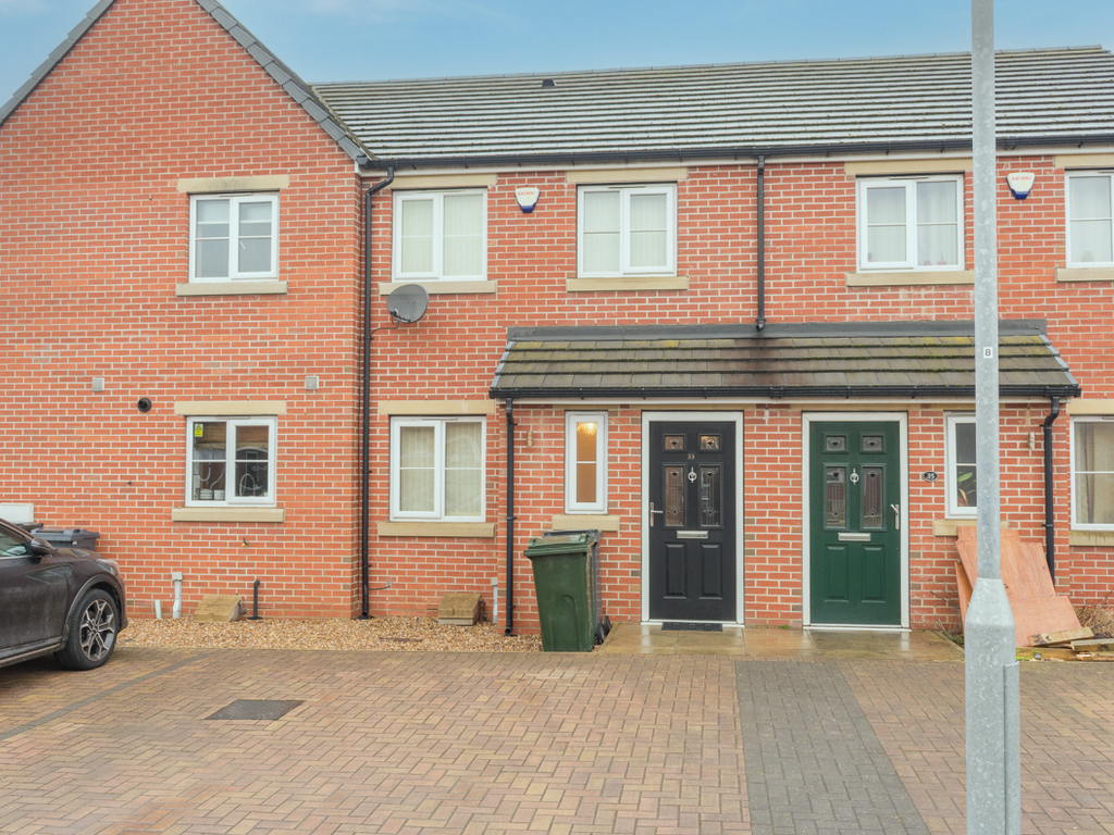 3 bed terraced house for sale in Vulcan Street, Bradford BD4, £150,000