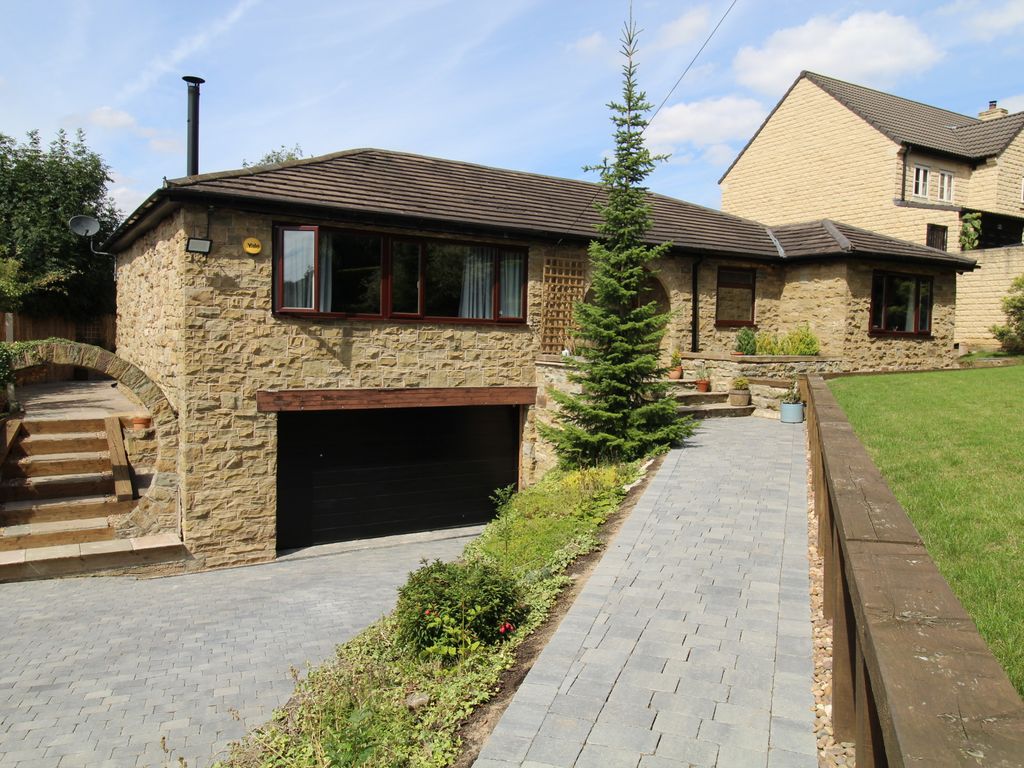 3 bed detached bungalow for sale in Windgate Hill, Conisbrough