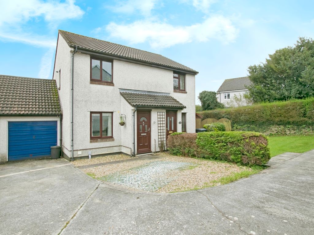 2 bed semidetached house for sale in Little Oaks, Penryn TR10, £