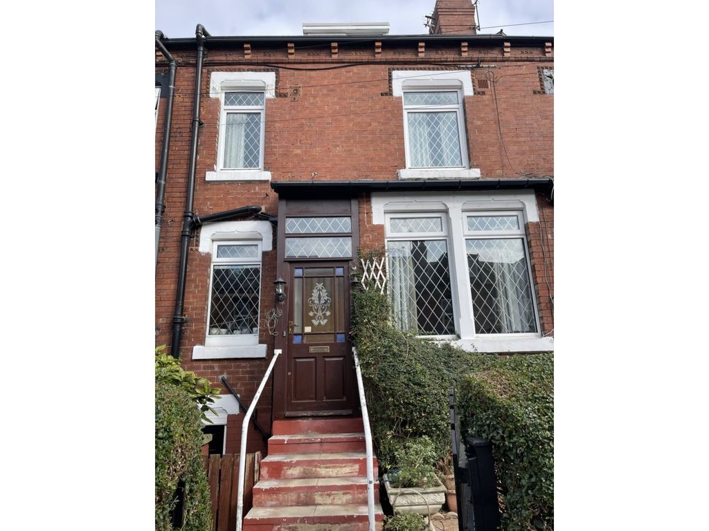 2 bed terraced house for sale in Cross Flatts Grove, Leeds LS11, £