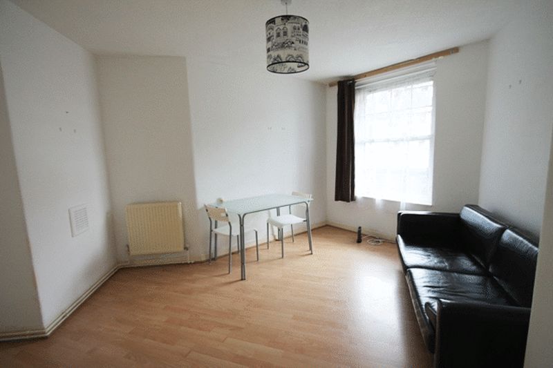 2 bed flat to rent in Tiverton Street, London SE1 Zoopla