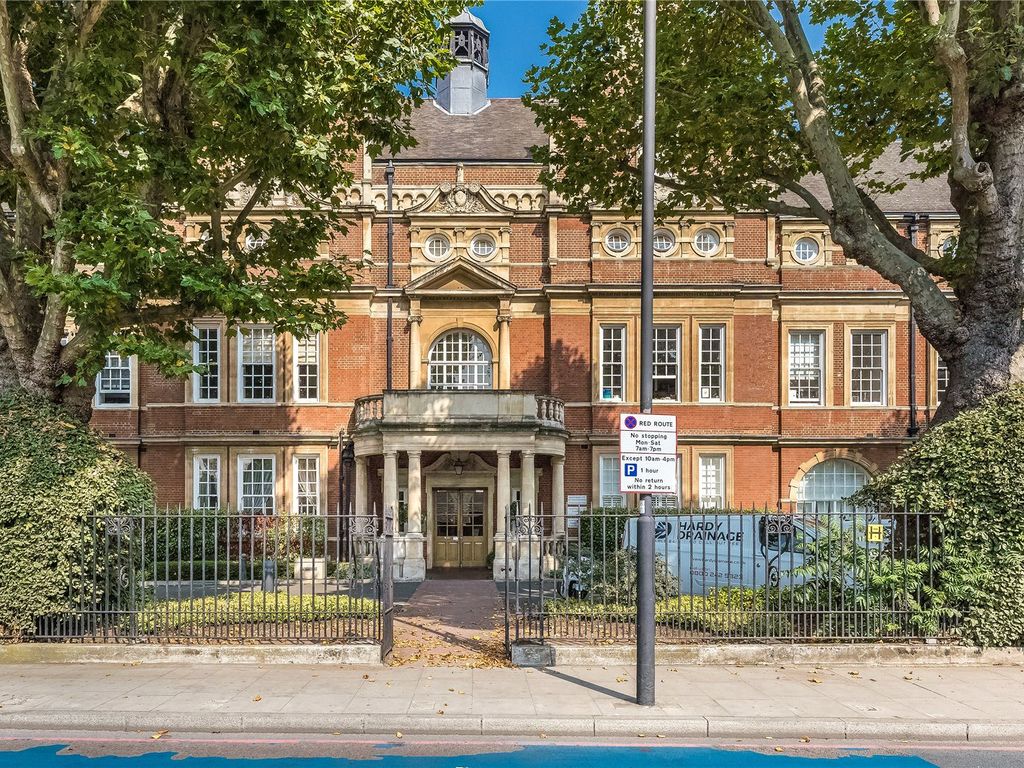1 bed flat for sale in College Building, 3 Forfar Road, London SW11, £