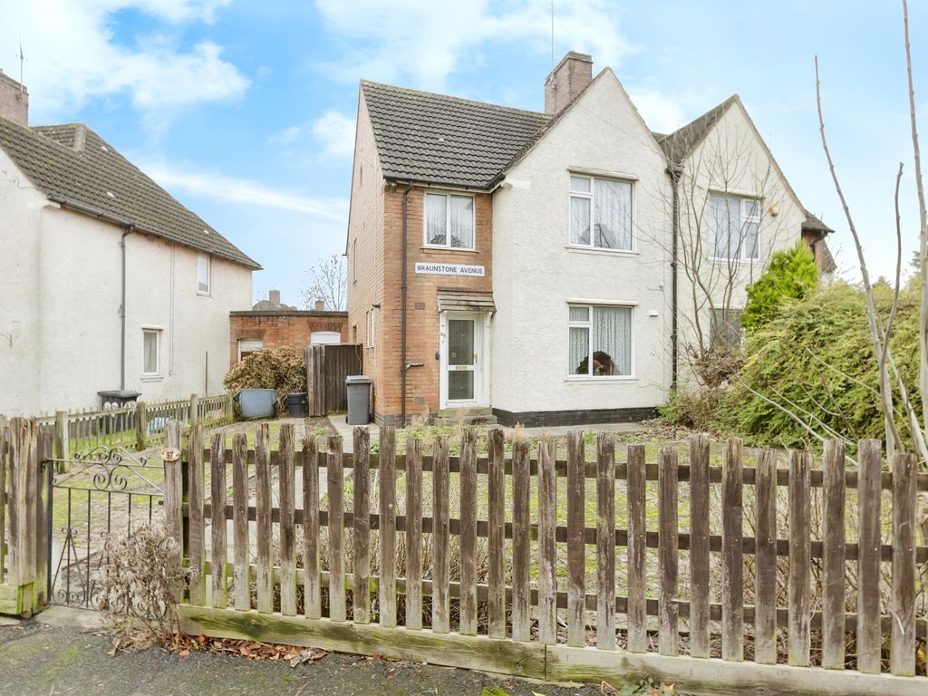 3 bed semidetached house for sale in Braunstone Avenue, Leicester, Leicestershire LE3, £225,000