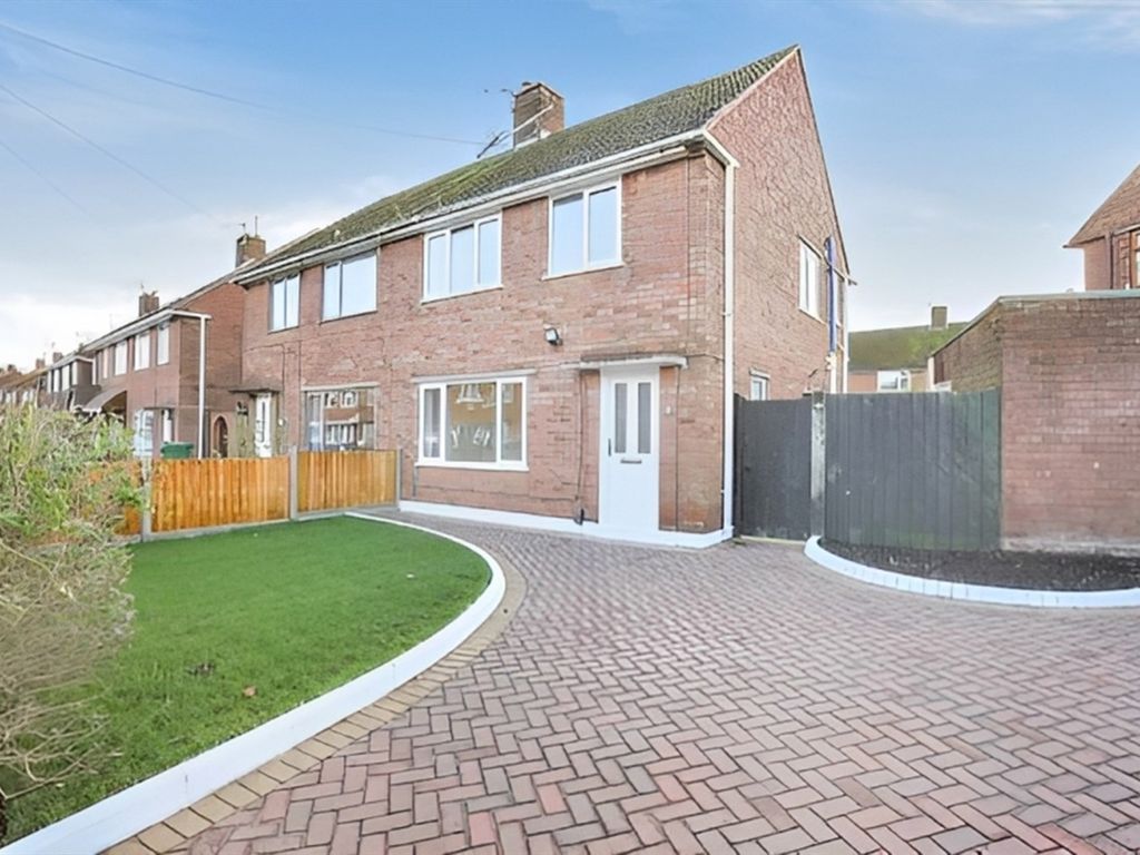 3 bed property to rent in Norbury Crescent, Wolverhampton WV4 Zoopla