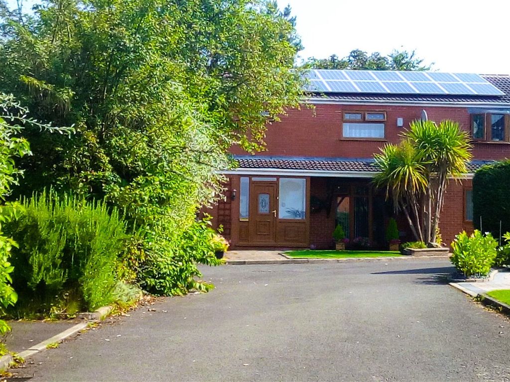 5 bed semidetached house for sale in Lowcroft, Skelmersdale WN8, £