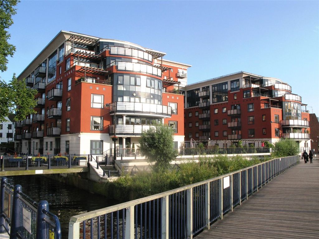 2 bed flat for sale in Charter Quay, Wadbrook Street, Kingston Upon