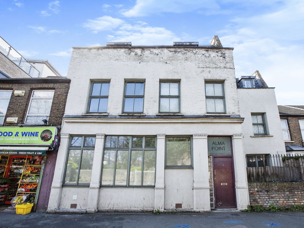 2 bed flat to rent in Church Road, London E10 Zoopla