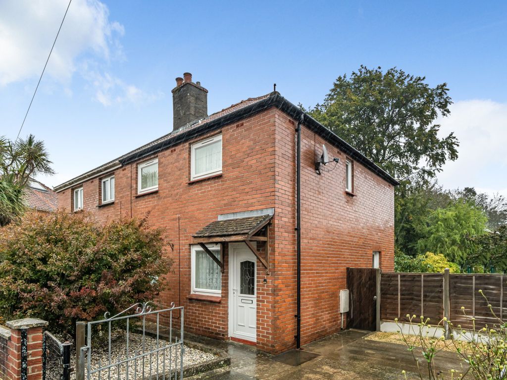 3 bed semidetached house for sale in Broadlands Avenue, Newton Abbot