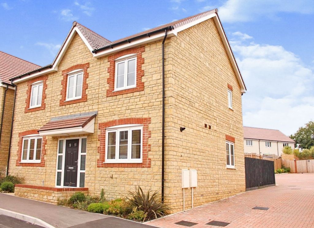 4 bed detached house for sale in Crackmore Drive, Milborne Port