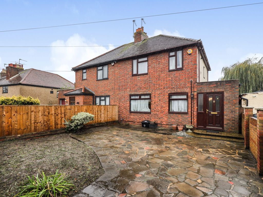 Langley Park Road, Iver, Buckinghamshire SL0  