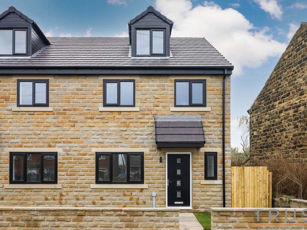 New home, 4 bed semidetached house for sale in Howden Clough Road