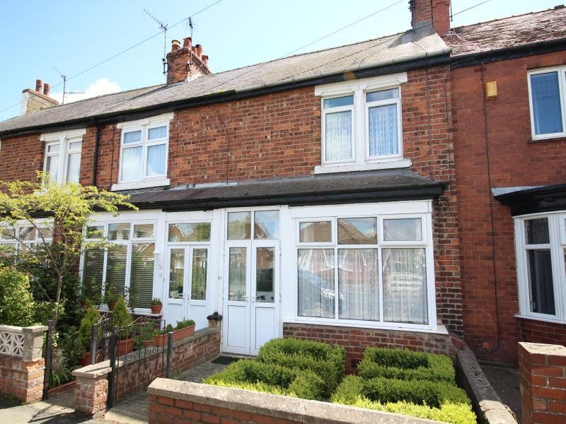 2 bed terraced house for sale in Muston Road, Filey, North Yorkshire