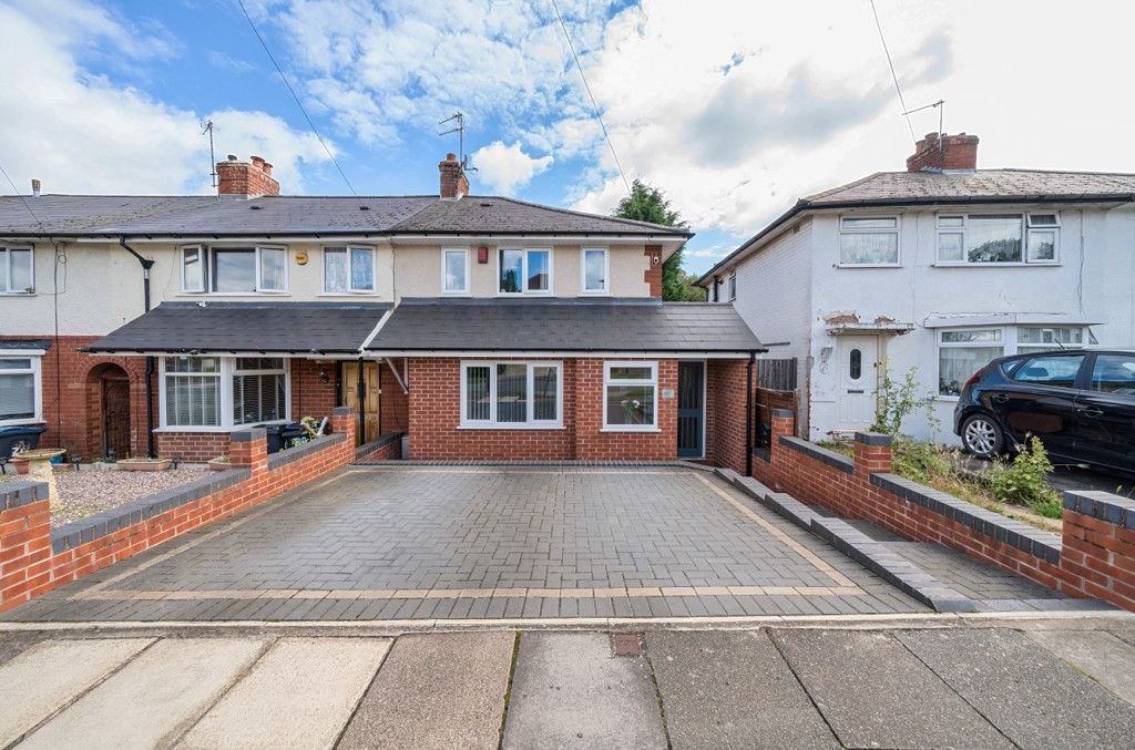3 bed end terrace house for sale in Henlow Road, Maypole, Birmingham